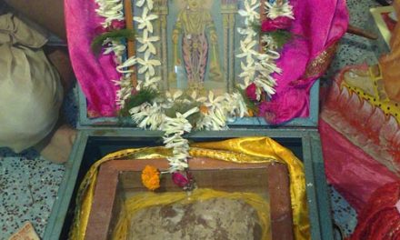 Darshan of Sri Caitanya Mahaprabhu’s Sacred Blanket at Bhadrak (Orissa)
